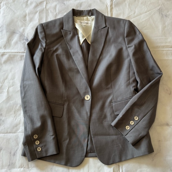 CALVIN KLEIN gray blazer ✨ - Picture 3 of 13